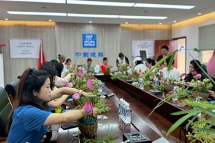 早日归来！赵睿今日迎农历生日 新疆主场大屏亮海报为其庆生